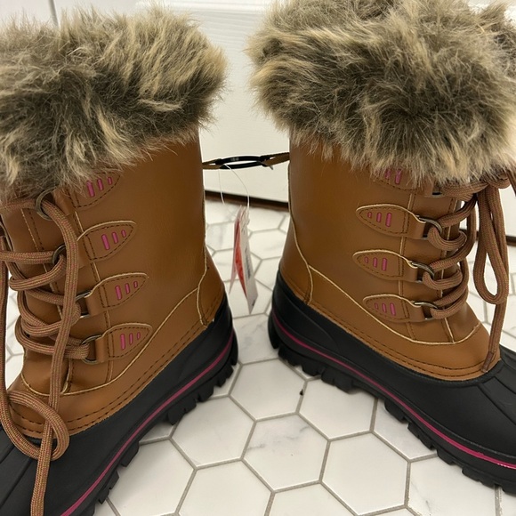 Brand New Girl’s Joe Fresh Winter Boots, Sz 3 - Picture 3 of 8